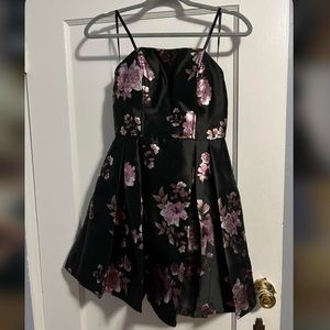Floral dress size small